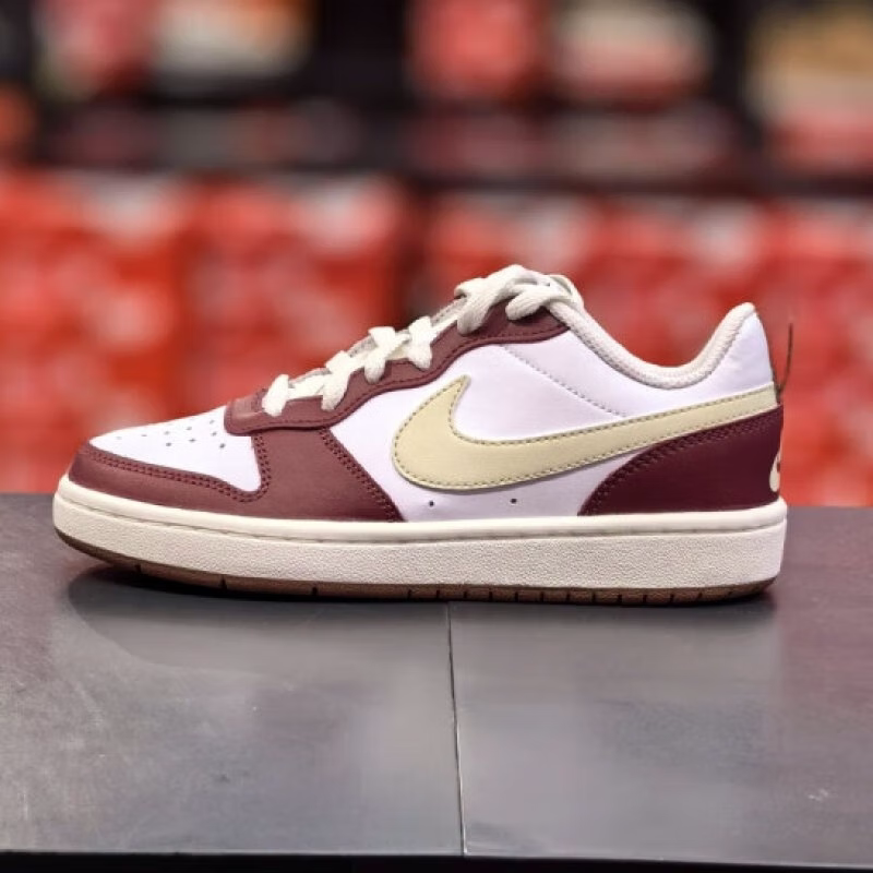 Nike/耐克运动舒适百搭板鞋