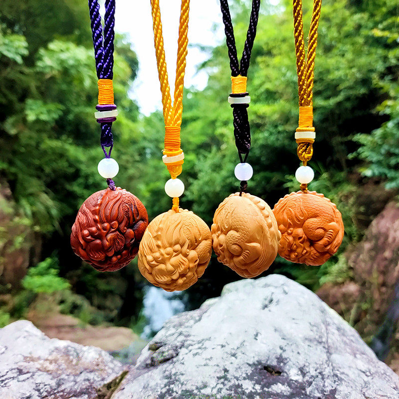 黄杨木雕狮子抱球手摆件实木圆雕随身文玩人物工艺品摆件华艺坊