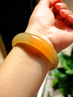 【福利款】新疆金丝玉地表籽料手镯～内径56.2mm