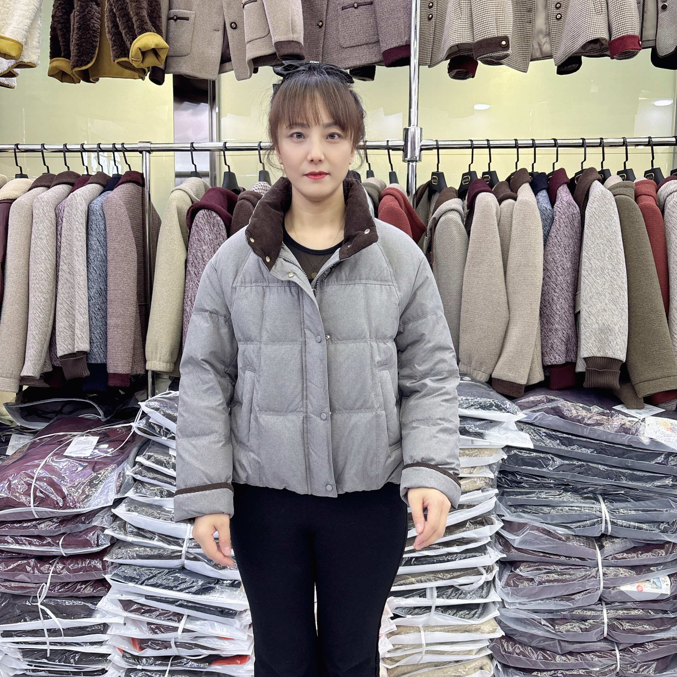 欧洲站立领撞色羽绒服女冬季短款羽绒服