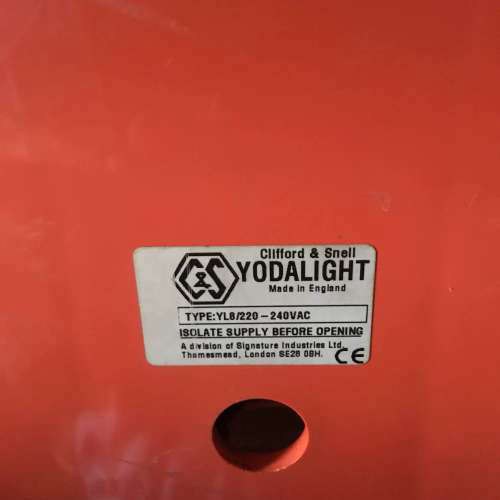 CLIFFORD SNELL YODALIGHT  YL8 ISOLATE SUPPLY BEFORE OPENING