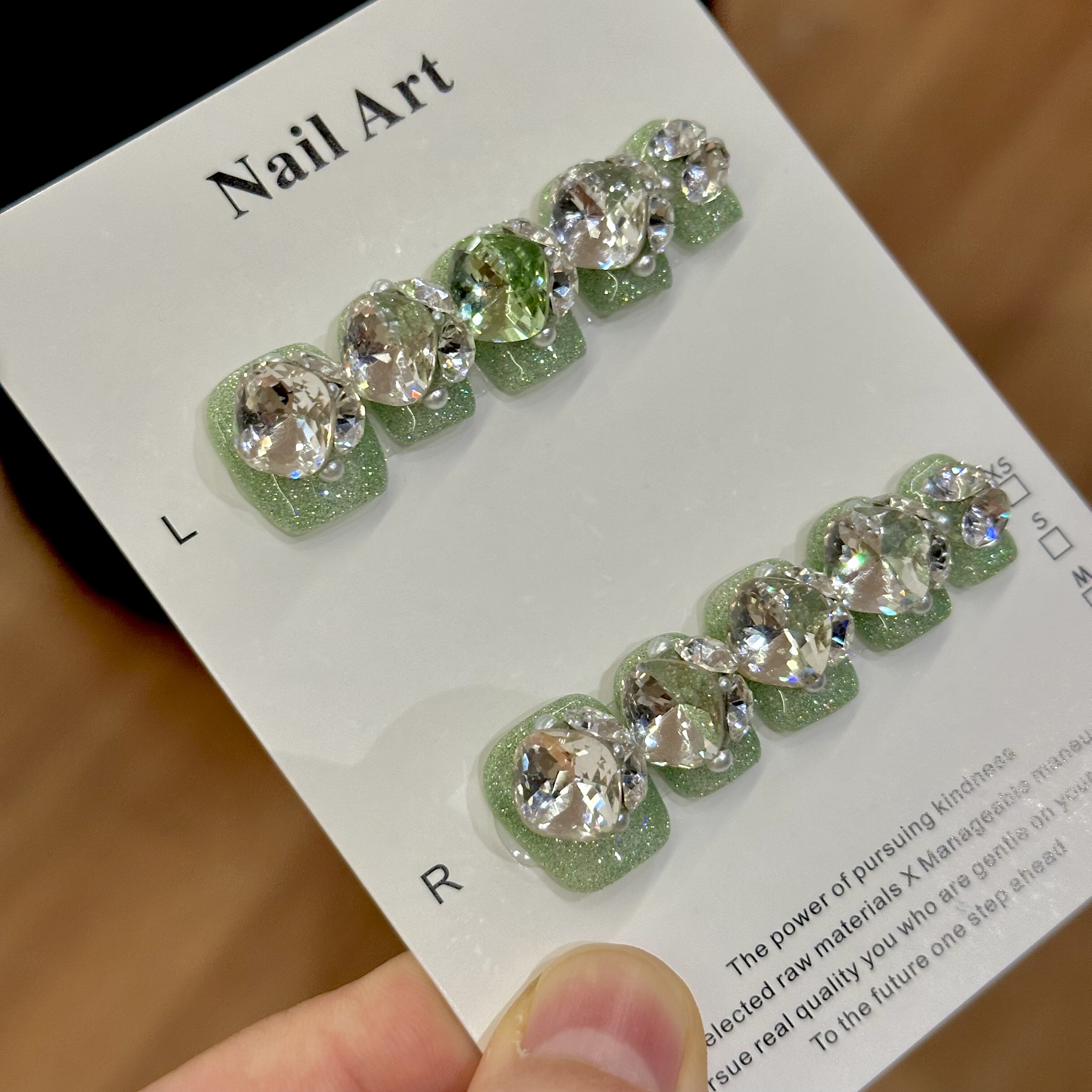 【满钻豆豆甲】爆闪气质超k9奢华短款纯手工穿戴甲多色系列氛围