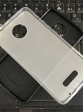 适用 摩托罗拉 Moto XT1650 手机壳 Z Force Droid 保护套 钢化膜