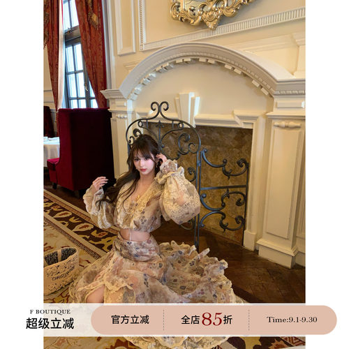 F boutique「zim油画印花」重工定制yb双股线蕾丝荷叶边上衣+半裙