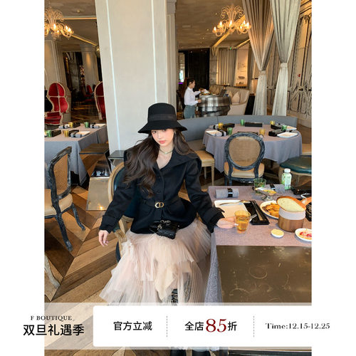 F boutique「高智呢大衣」D*or海军翻领80羊毛黑色外套