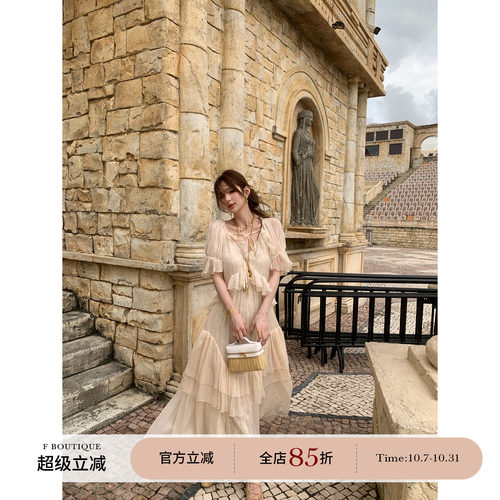 F boutique「罗马假日」用量15米!!抽皱雪纺蕾丝荷叶边V领连衣裙