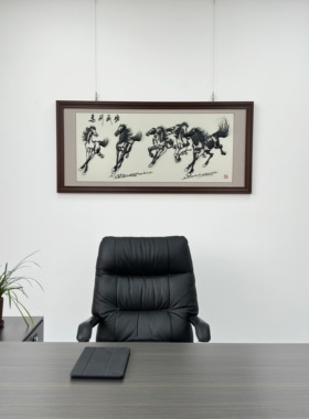 铁易知经典款马到成功实木边框