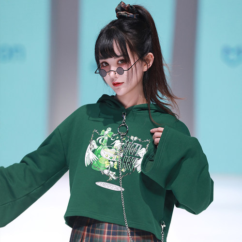 铭酒学园加绒百搭连帽卫衣