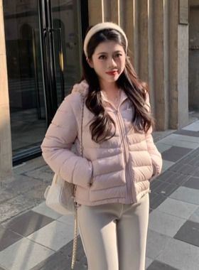 LARGE EYE 博主日常 90白鸭绒轻薄款低饱和粉连帽排骨羽绒服韩系