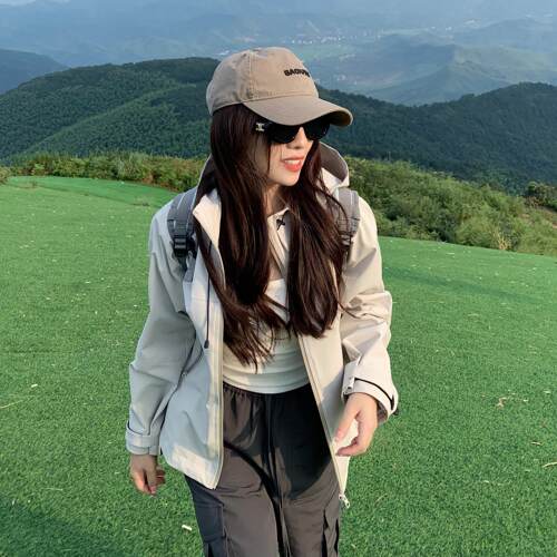 大眼LARGE EYE 冲锋衣外套风防水户外登山服小个子休闲秋款短外套