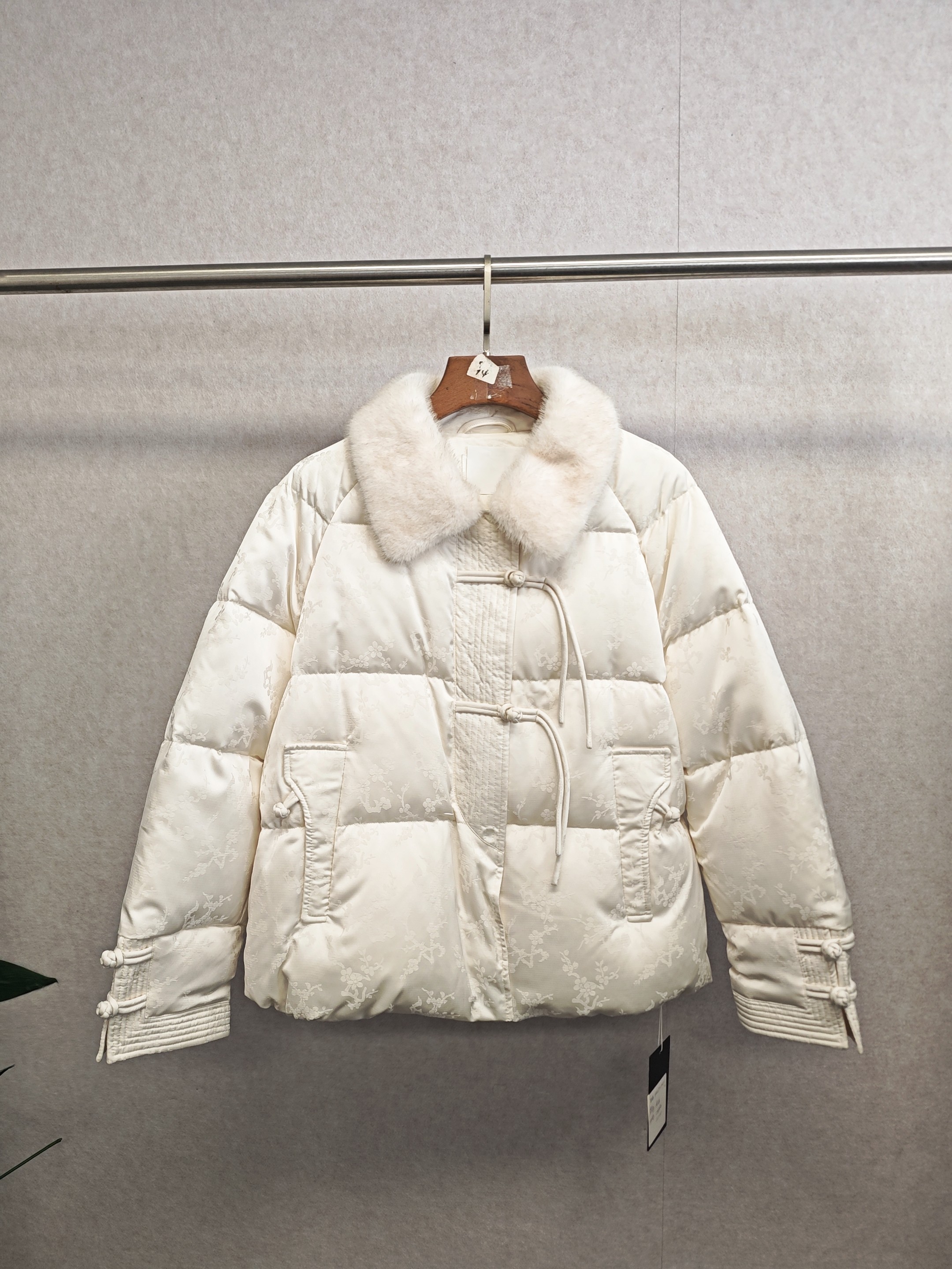 大牌h专柜＆冬款福利 国风款盘扣短款羽绒服 13432,女装/女士精品,羽绒服,淘宝优惠券,粉丝福利购,淘宝优惠卷