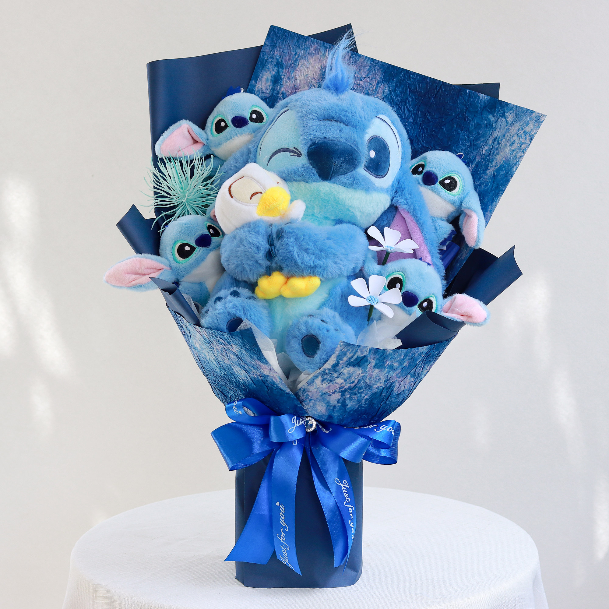 卡通公仔花束娃娃手办毛绒娃娃史迪仔生日礼物送女生女朋友同学