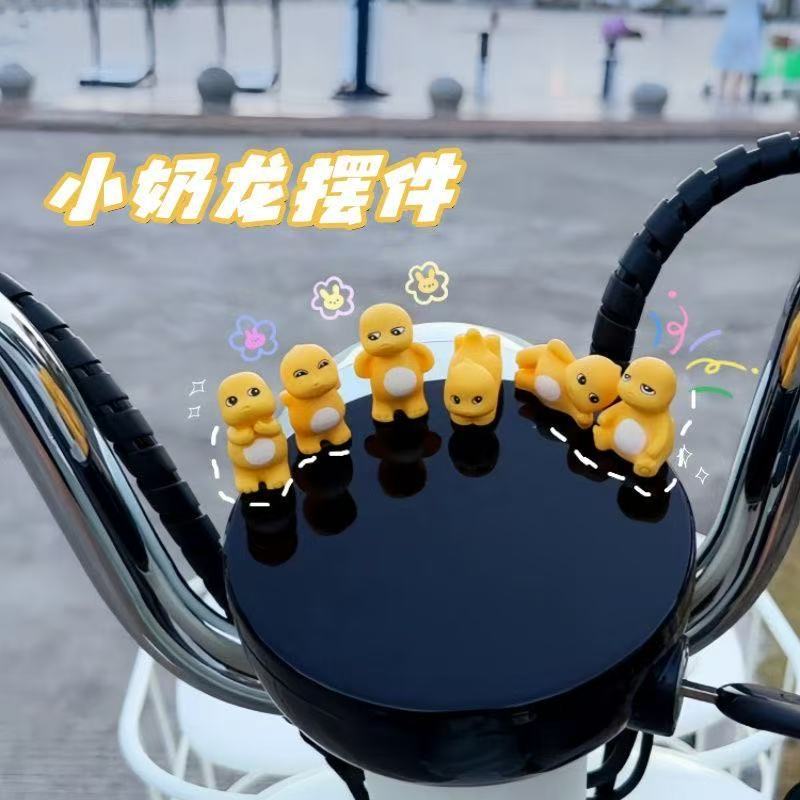 电动车装饰摆件可爱卡通摩托车显示屏装饰品公仔贴纸电瓶车小配饰