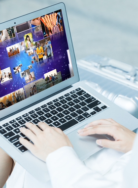 PPT变形记制作动态图片循环飞出循环飞入动画PPT模板PPT图片模板