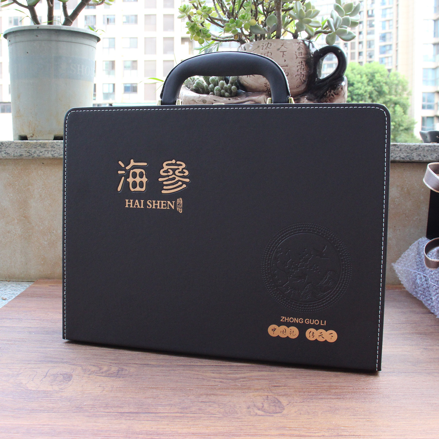 新款高档淡干海参皮质礼盒空盒图片