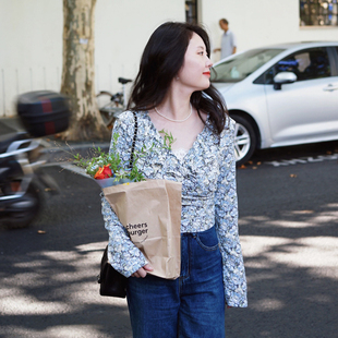 茶歇长袖 2025秋季 高腰设计感系带法式 蓝色荷叶V领修身 上衣衬 新款