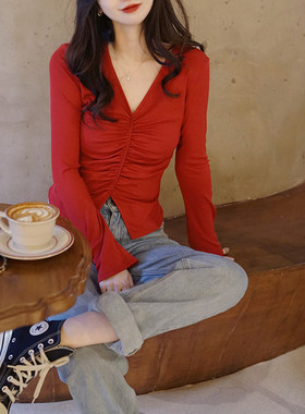 修身正肩棉V领褶皱女T恤大红色