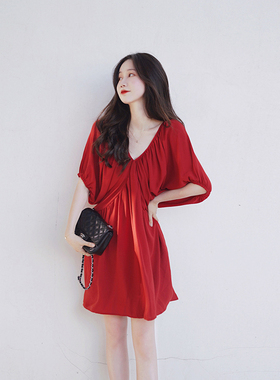 2025春度假大红色三亚天丝V领chill松弛感显瘦洋气宽松短袖连衣裙