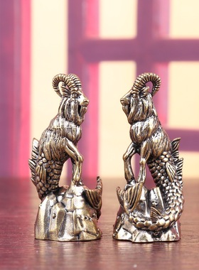 黄铜羚羊摆件办公室桌面十二生肖猴子纯铜茶桌茶具小铜器