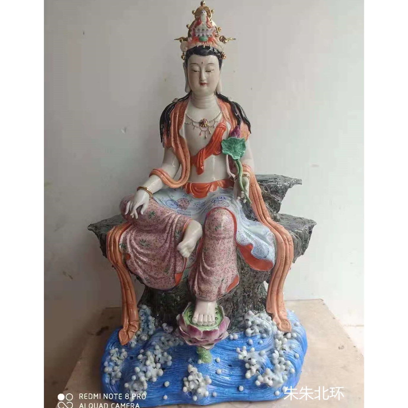 家居装饰工艺品景德镇雕塑陶瓷观音佛像自在菩萨像供奉人物摆件