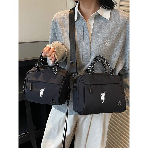 品牌正品2026新款小胸包