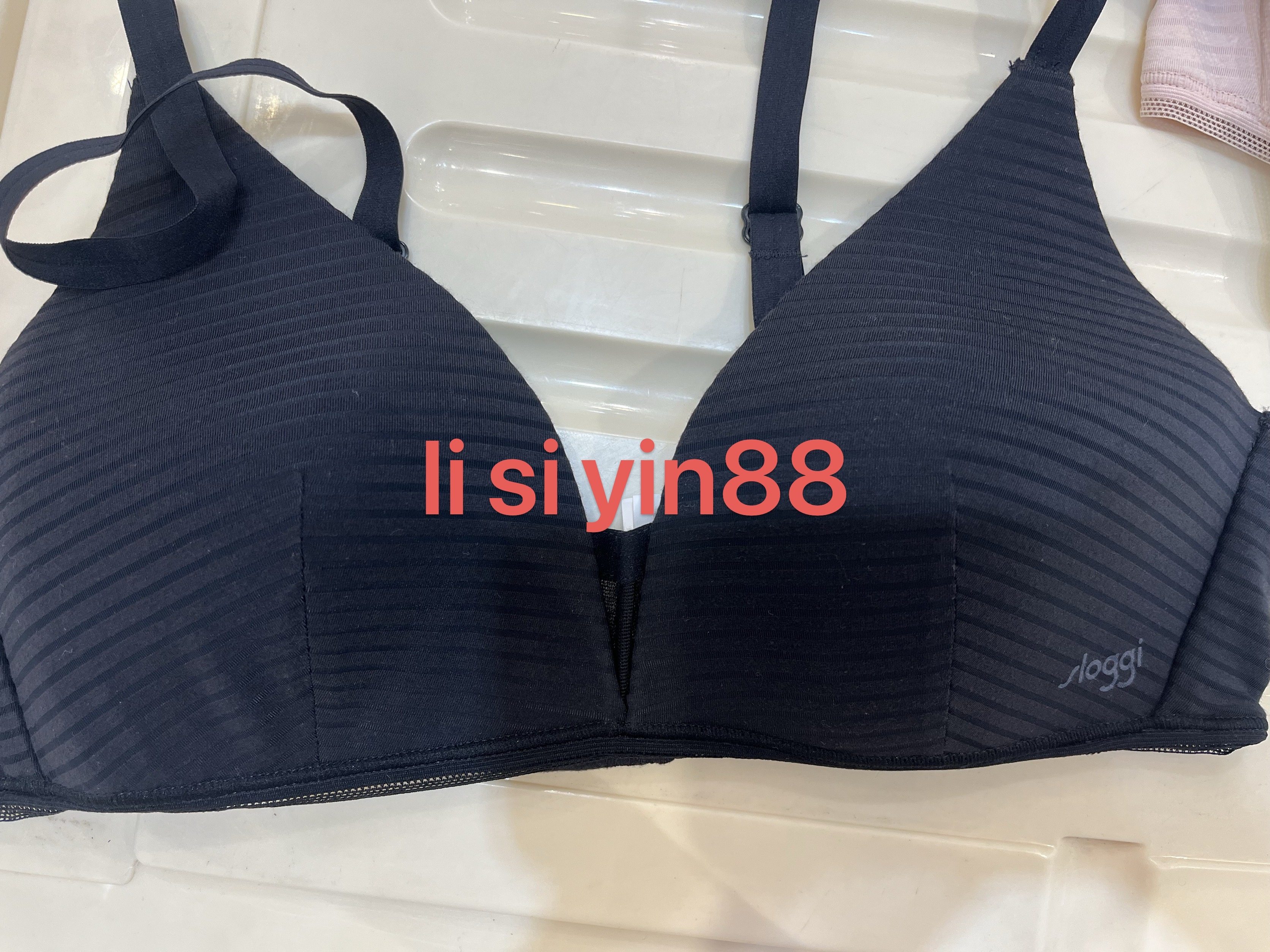 黛安芬专柜正品无钢圈舒适无痕集中聚拢薄款女士内衣文胸11-1839