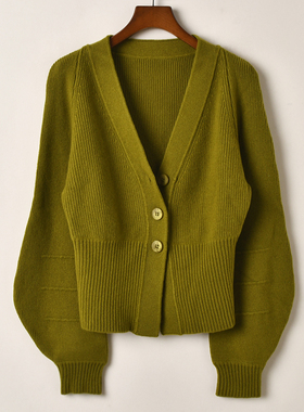 艾诺丝系列法式V领绿色针织开衫女慵懒风显白设计感毛衣外套