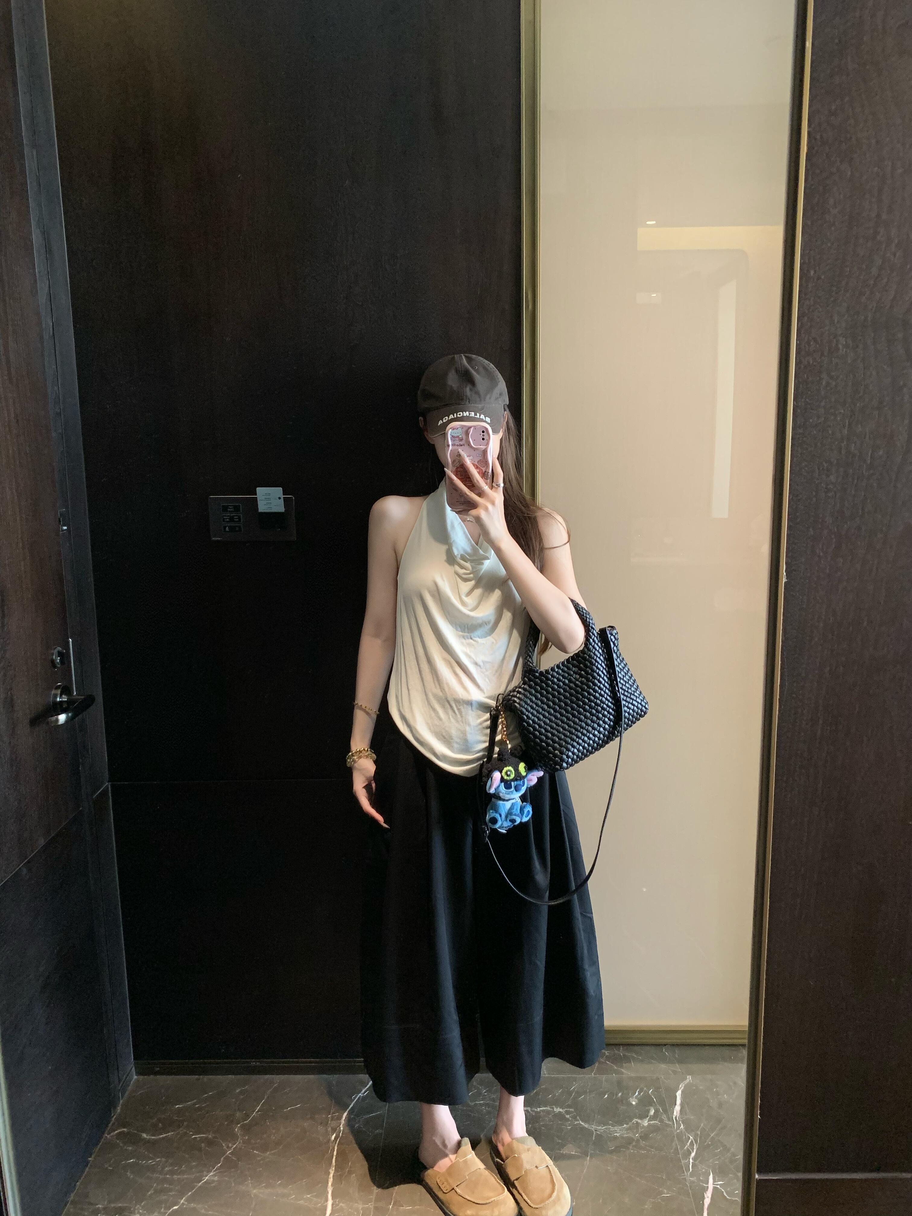 法式荡领挂脖上衣女夏露背设计感时尚套装