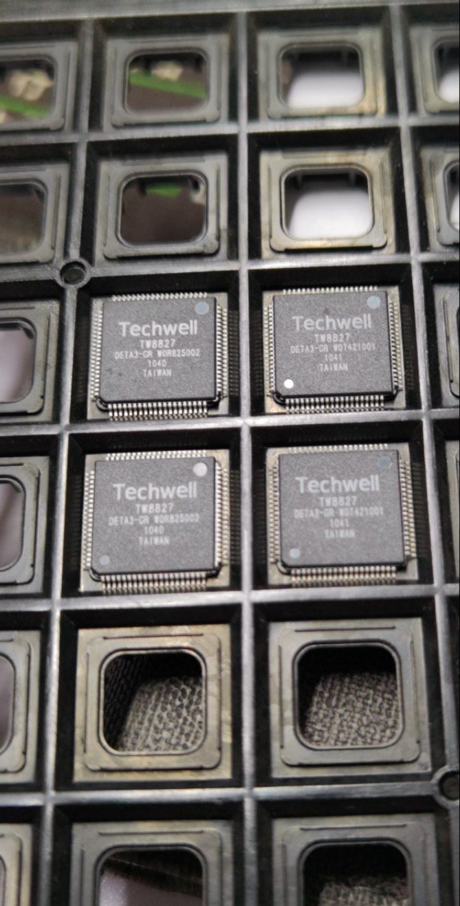 原装特价 TW8827 TW8827-DETA3-GR QFP100 可直接拍