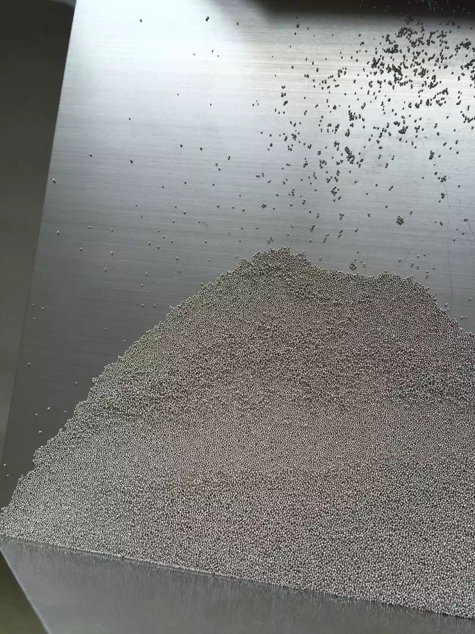 热卖电子元器件电渡滚渡专用微型钢珠铁珠0.3MM-2.5MM 厂家直销