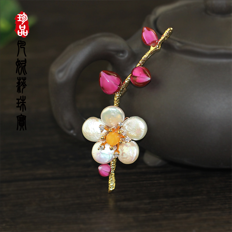 优雅古风腊梅花天然珍珠大衣胸针