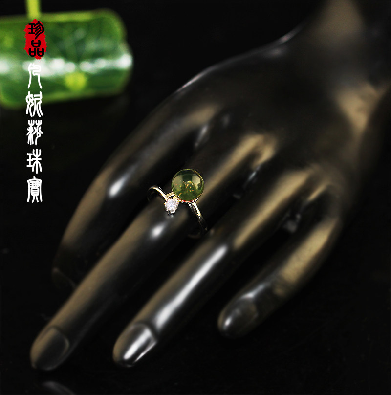 优雅百搭天然蓝珀镶钻食指戒指