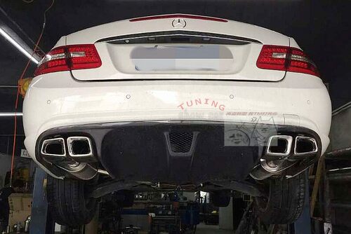 两门E级 W207 E200E250E260E320E350 coupe 碳纤 后唇 四出下巴