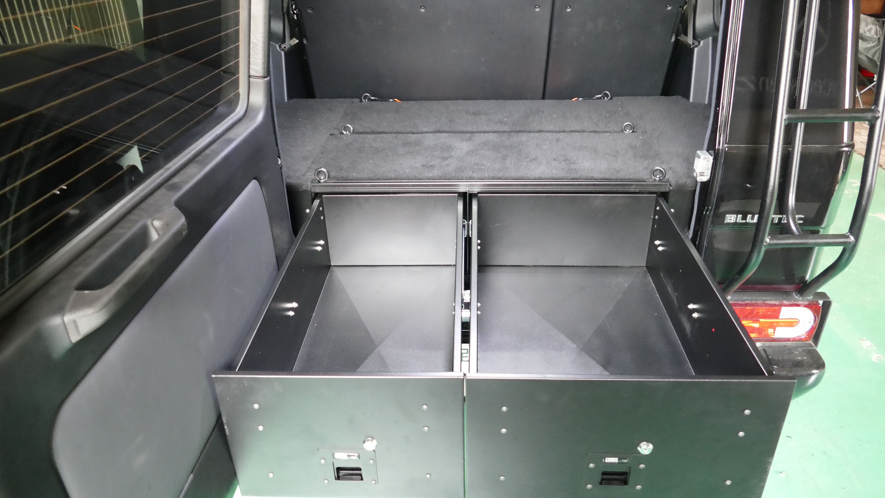 W463 G500G55G63 4x4 南非领跑者 储物箱 front runner 尾箱抽屉