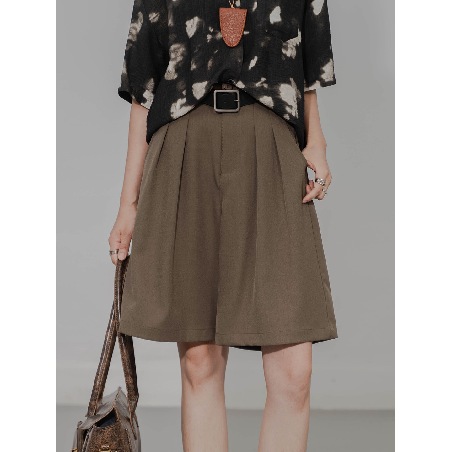 复古西装五分裤半松紧高腰宽松百搭中裤垂感高级经典阔腿休闲短裤,女装/女士精品,休闲裤,淘宝优惠券,粉丝福利购,淘宝优惠卷