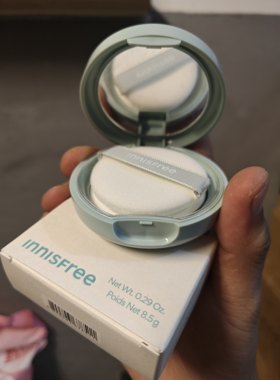 韩国产新版悦诗风吟矿物质粉饼8.5g亮白遮瑕定妆散蜜粉持久防汗