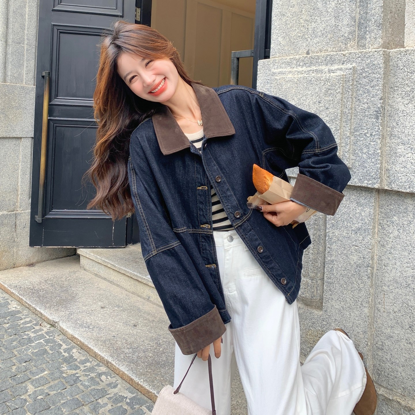 减龄复古撞色拼接牛仔短款外套女2025秋季休闲风百搭日常穿搭外套图片