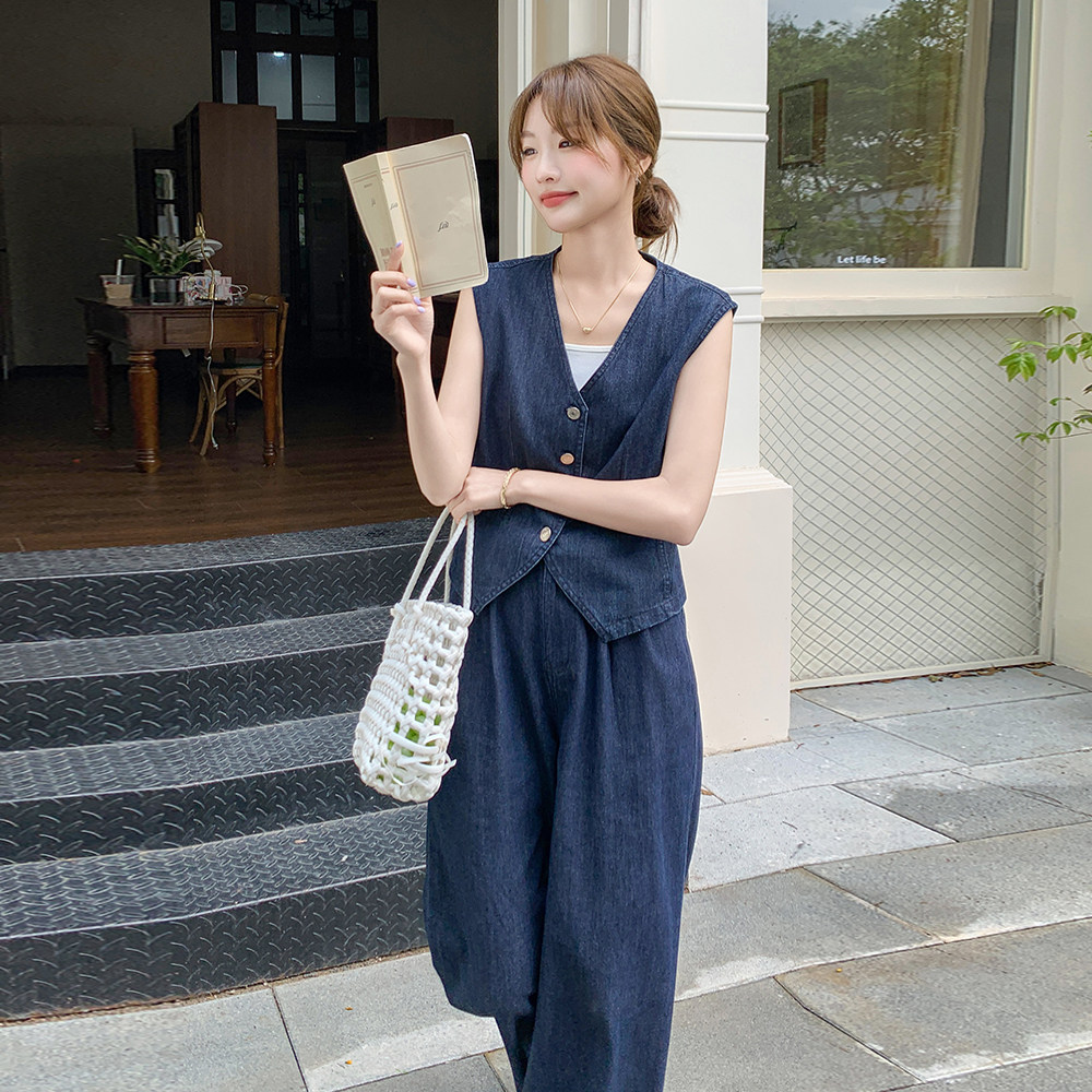 新品主推老钱风牛仔马甲+阔腿裤两件套6065-P165-K228,女装套装/套裙,2C075