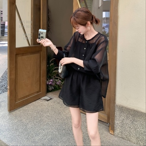 韩版2025夏季新款宽松休闲圆领长袖防晒衬衫+阔腿短裤两件套装女图片