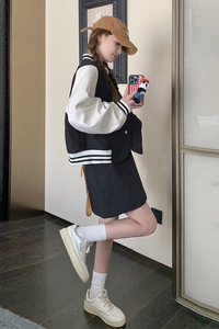 新品现货附买家秀 拼色棒球服外套+半身裙裤套套196A-P165K22图片