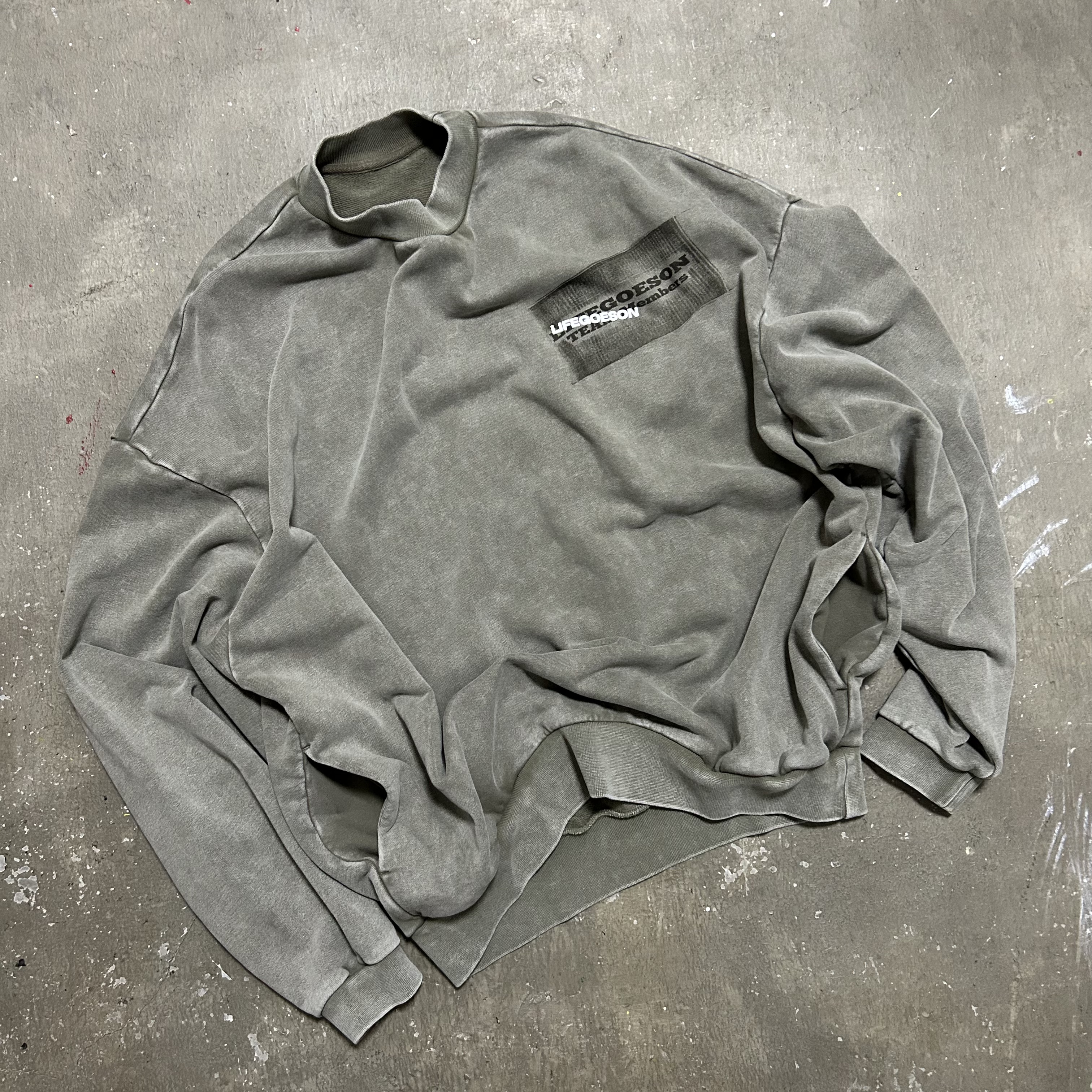 半高领插袋蜡染洗水卫衣