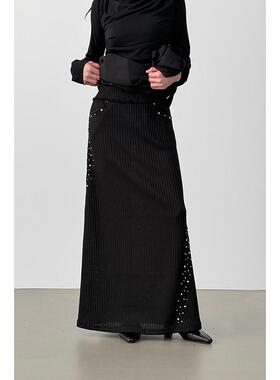 Localmansion韩代26 stud golgi knit long skirt 铆钉半身长裙