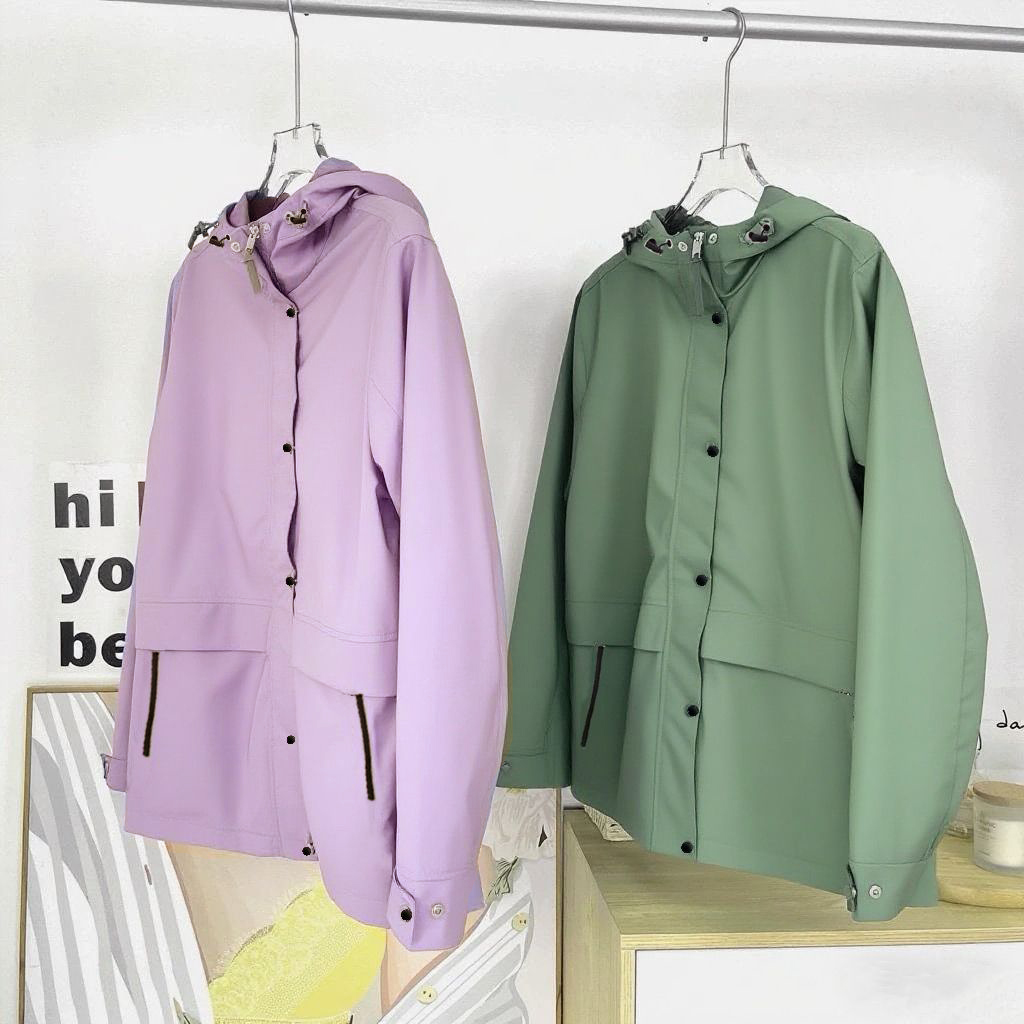 软面料防风防水女春秋冲锋衣