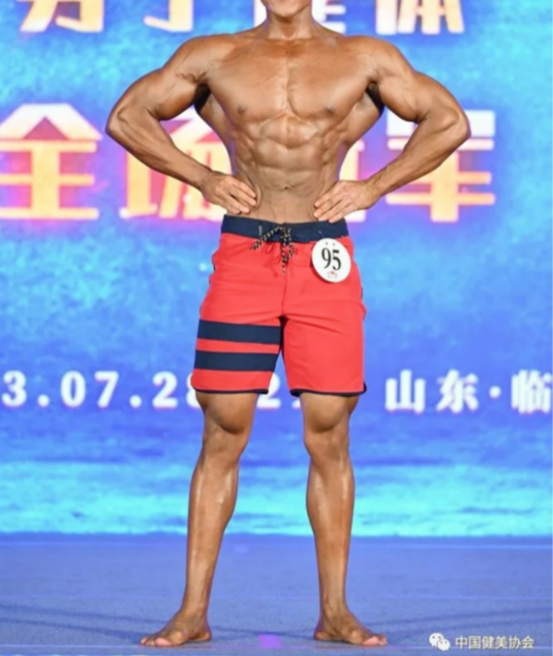 新款健体比赛裤沙滩裤冲浪速干