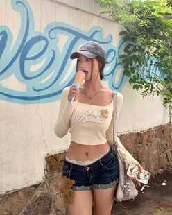 辣妹短款 13DE 亮片紧身针织衫 24早秋新款 显瘦方领毛衣 MARZO女士