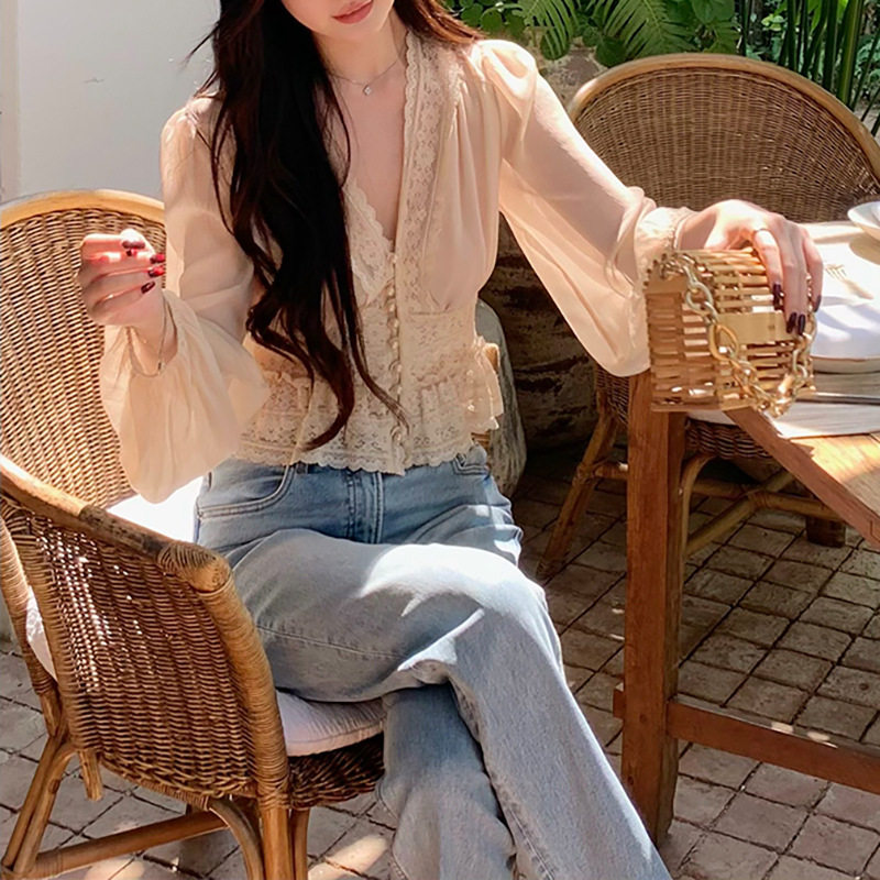 现货仙女的蕾丝衬衫V领气质