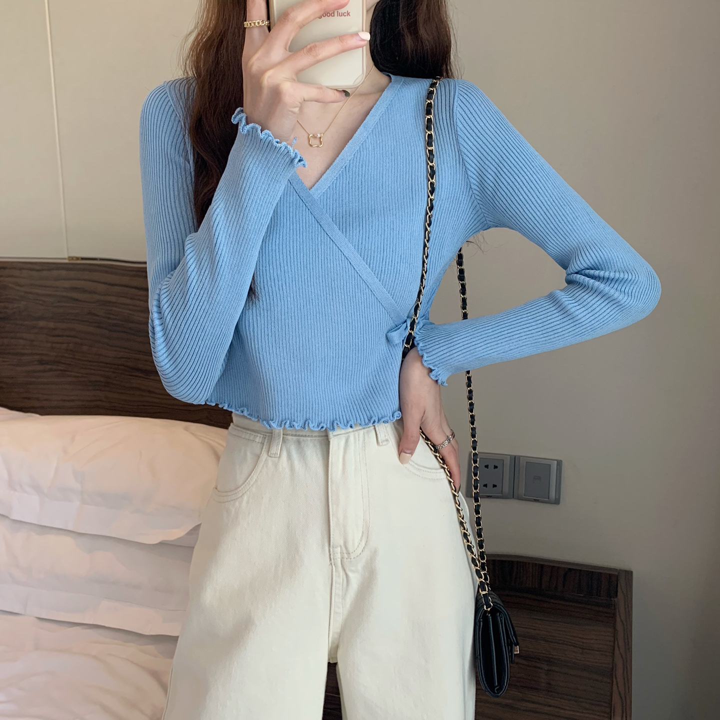 Real shooting and real price new Korean design small crow collar twill binding cardigan knitted long sleeve female controller