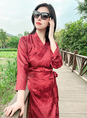 新款藏服服装喇叭长袖西藏服民族风藏装跳舞锅庄裙藏族西藏博拉