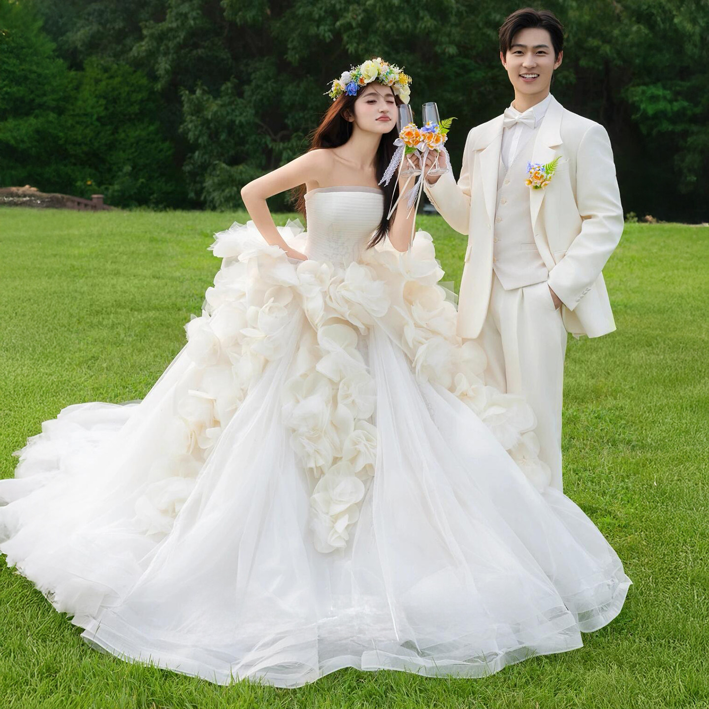 影楼主题服装新款情侣写真婚纱