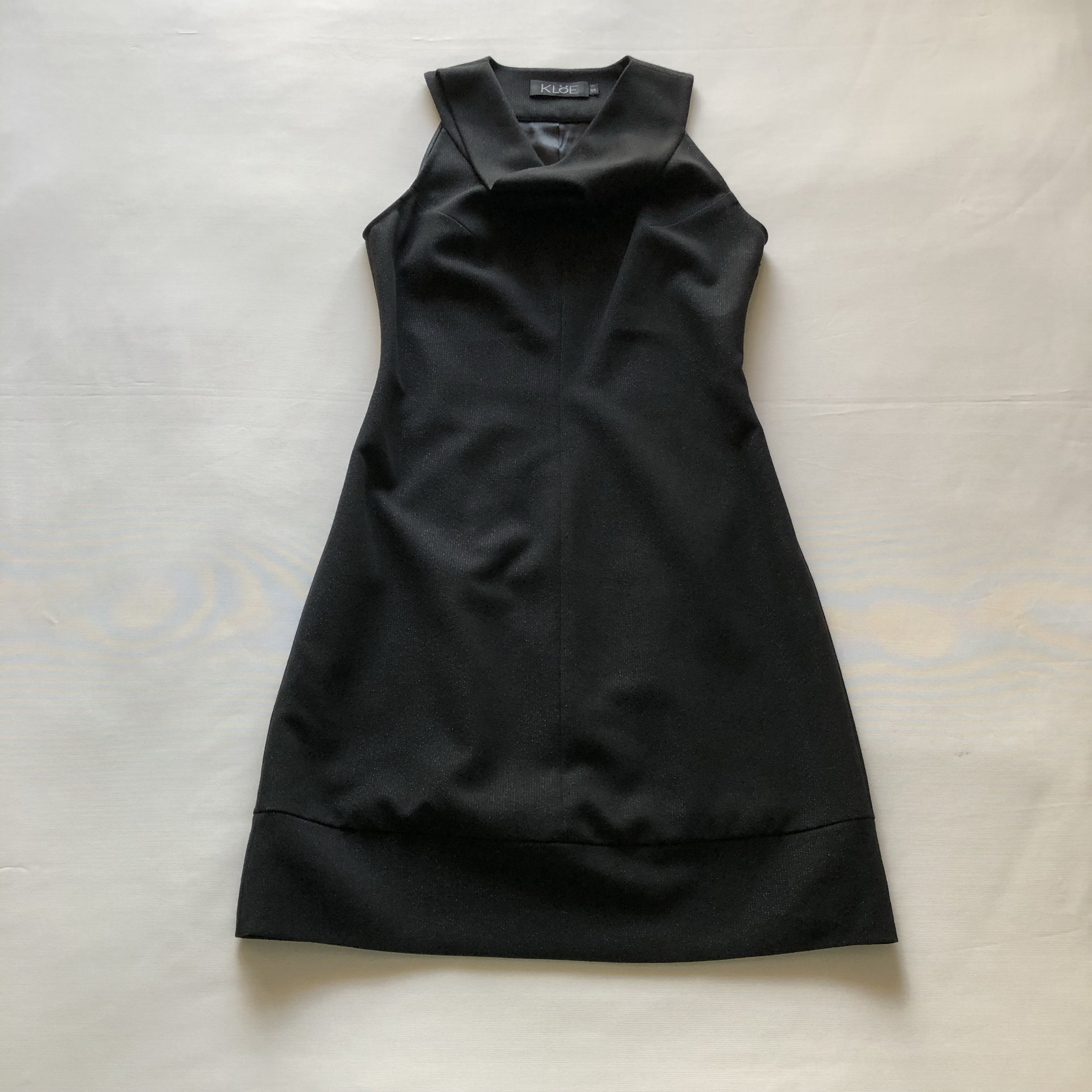 小黑裙无袖连衣裙2024秋冬新款瑕疵样衣修身显瘦气质包臀裙子